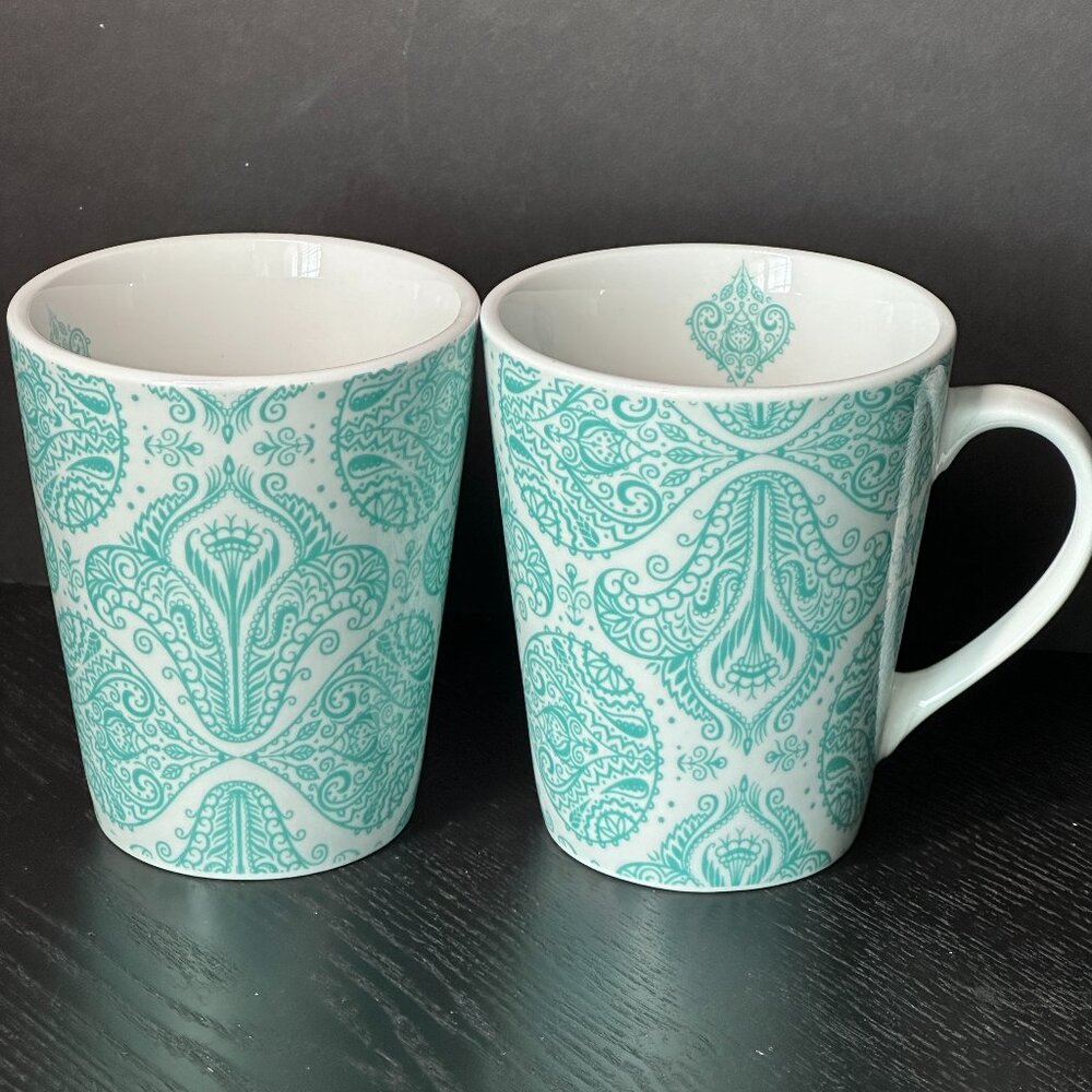 Cynthia Rowley LINEA AQUA Mugs - Set of 2 (12 oz.) - Paisley Design